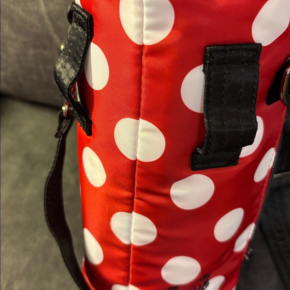 Disney Parks Lug Huggie SE - Picture 3 of 10